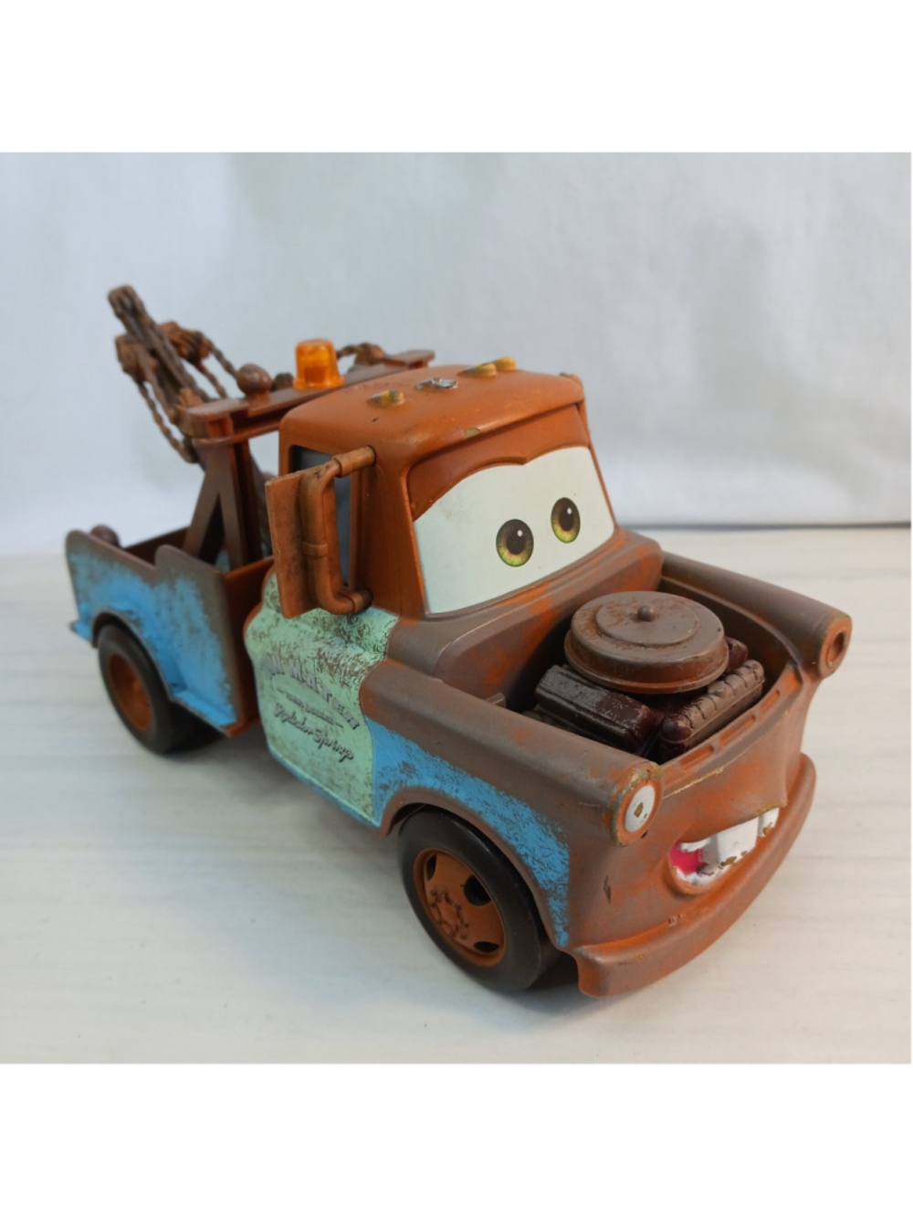 Mattel Disney Pixar Cars Mater Tow Mater Tow Truck Radiator Springs Diecast 1:55